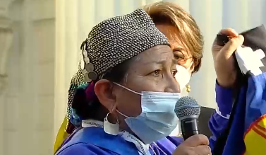 Elisa Loncón tras lograr presidencia en la Convención: “Agradezco que hayan votado por una mujer mapuche para cambiar la historia de este país”