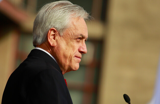 Aprobación del Presidente Sebastián Piñera se mantiene en un 20%