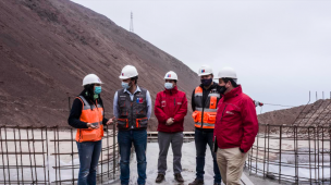 Destacan avance en la construcción de los muros de control aluvional en las quebradas Zofri y Esmeralda en Iquique