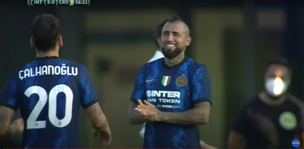 Arturo Vidal jugó sus primeros minutos en la era Inzaghi