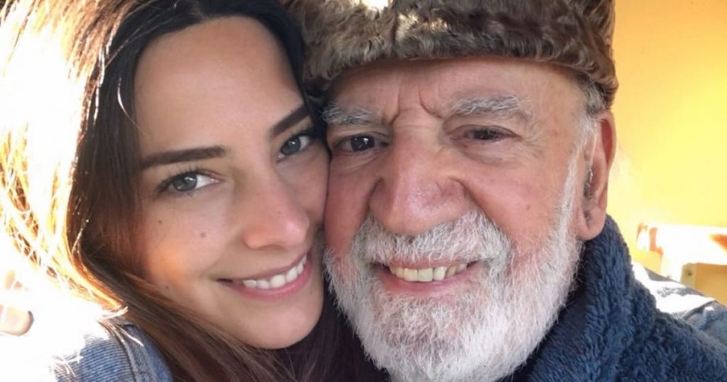 El complejo momento familiar que vive Daniela Castillo: su padre de 95 años se contagió de Covid-19