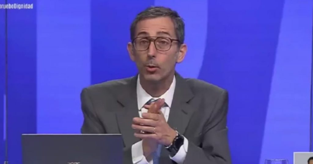 “Tengo miedo”: Micrófono abierto reveló la preocupación de Matías del Río en debate presidencial