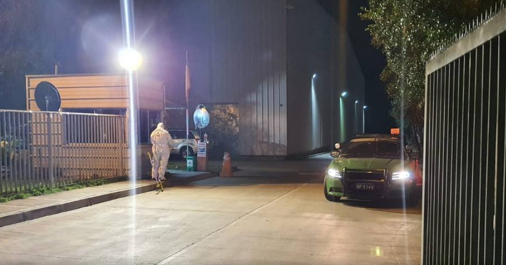 Delincuentes realizaron millonario robo en ferretería en la comuna de Maipú