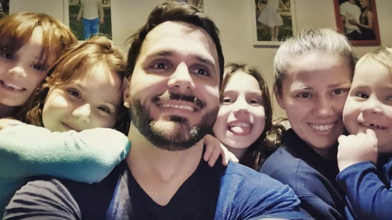 “Protagonistas de la Fama 2.0”: Álvaro Ballero y sus hijos sorprendieron con “dramático” momento