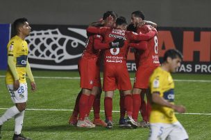 Unión La Calera termina con la racha de Everton y se mantiene en la cima del Torneo Nacional