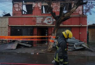 Incendio en Estación Central: Muere madre y sus dos hijos de 11 y 8 años