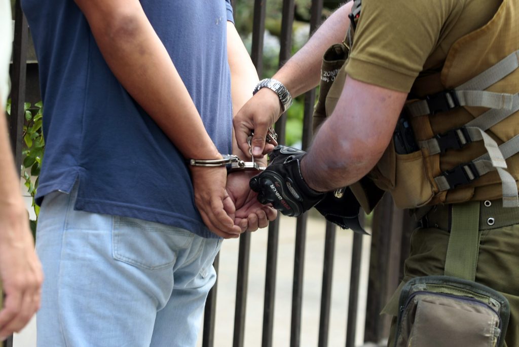 Fiesta clandestina en Quilpué dejó a 46 personas detenidas: Superaban aforo en Fase 3