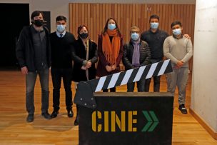 Municipalidad de Santiago compartió función de cine con niñas y niños en celebración de su día