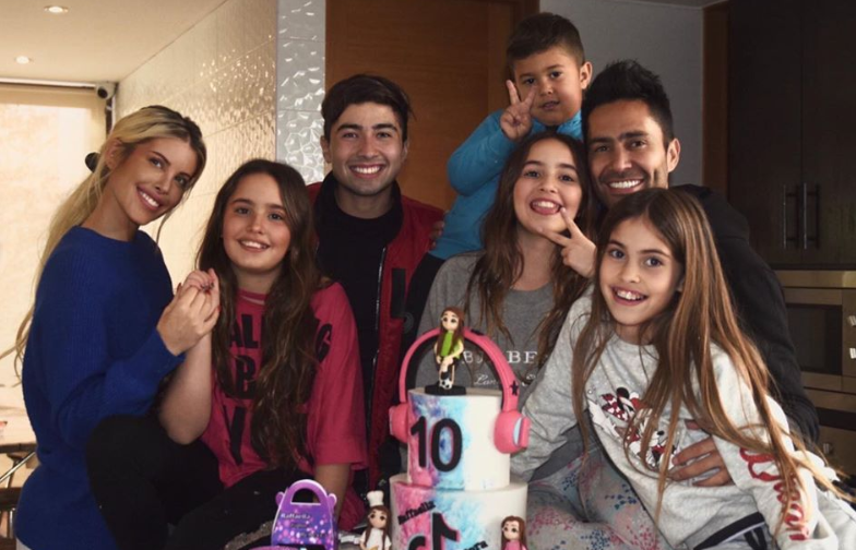 Hija de Coté López sorprendió con generoso gesto por el Día de la Niñez 