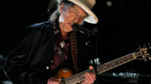 Bob Dylan niega las acusaciones en su contra por abuso sexual a menor de edad