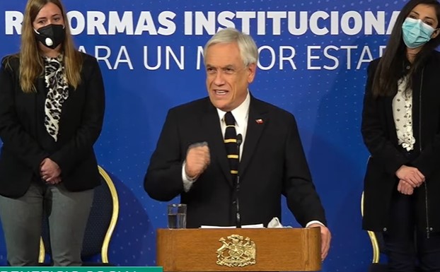 Piñera anuncia que Chile dará asilo a mujeres “que se han dedicado a la defensa de sus derechos en Afganistán”