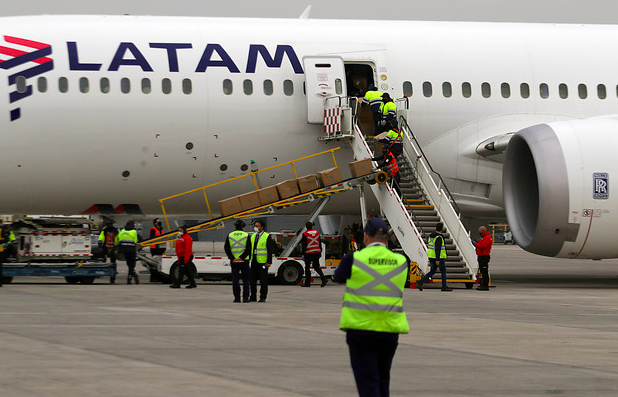 LATAM cancela indefinidamente todos los vuelos desde Chiloé y hacia la isla: Acusa “inviabilidad de la ruta”
