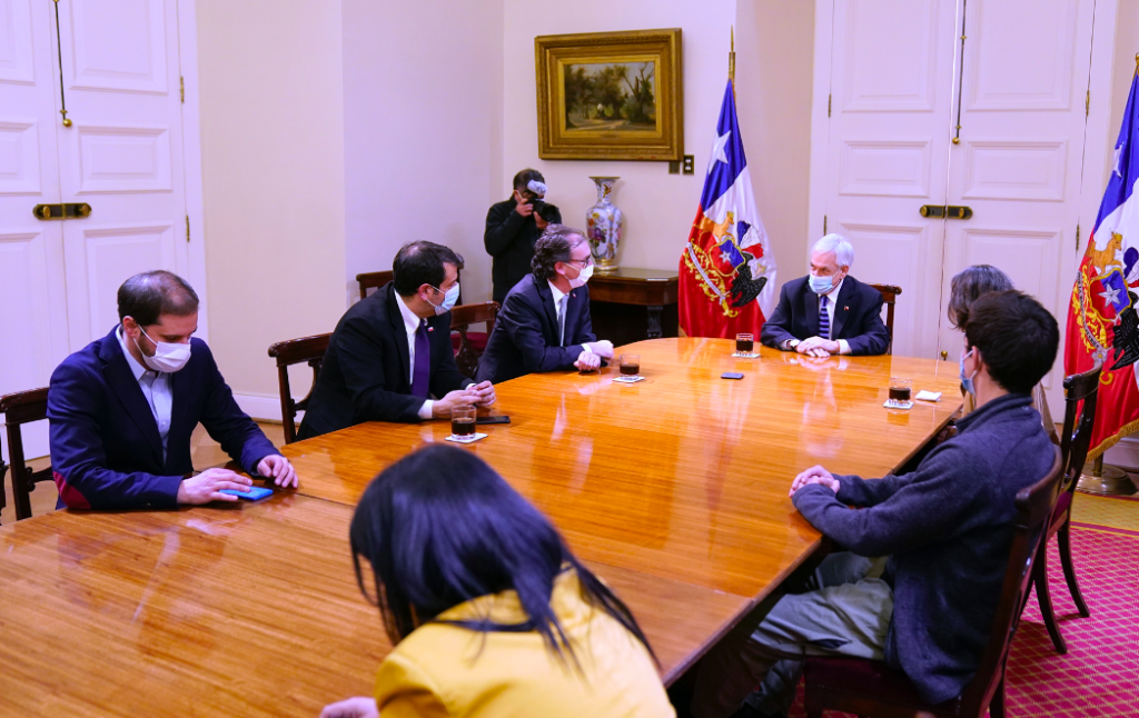 Ministro Figueroa realiza “positivo balance” tras rechazo de acusación constitucional: “No tenemos más tiempo que perder”