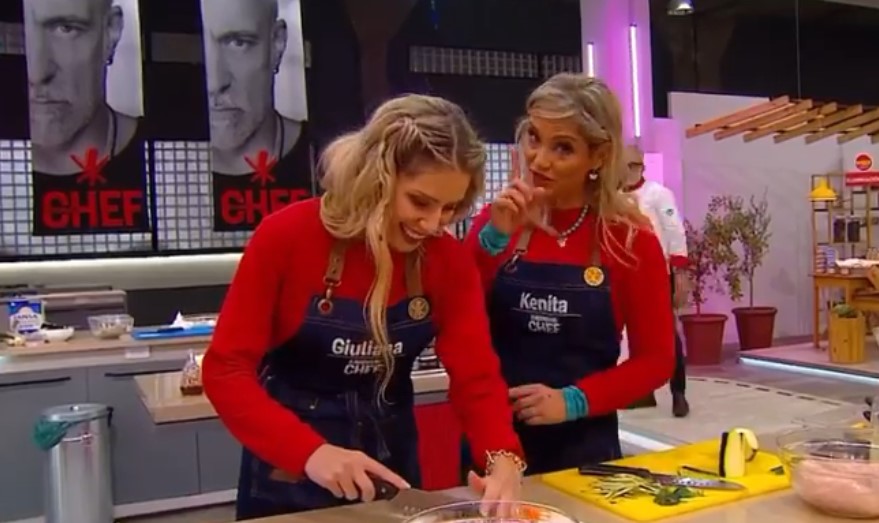“Menos Luis Miguel y más trabajo”: La atrevida broma que le gastaron a Kenita a Larraín en el Discípulo del chef