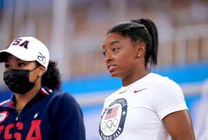 Simone Biles participará en la final de la barra de equilibrio en Tokio 2020