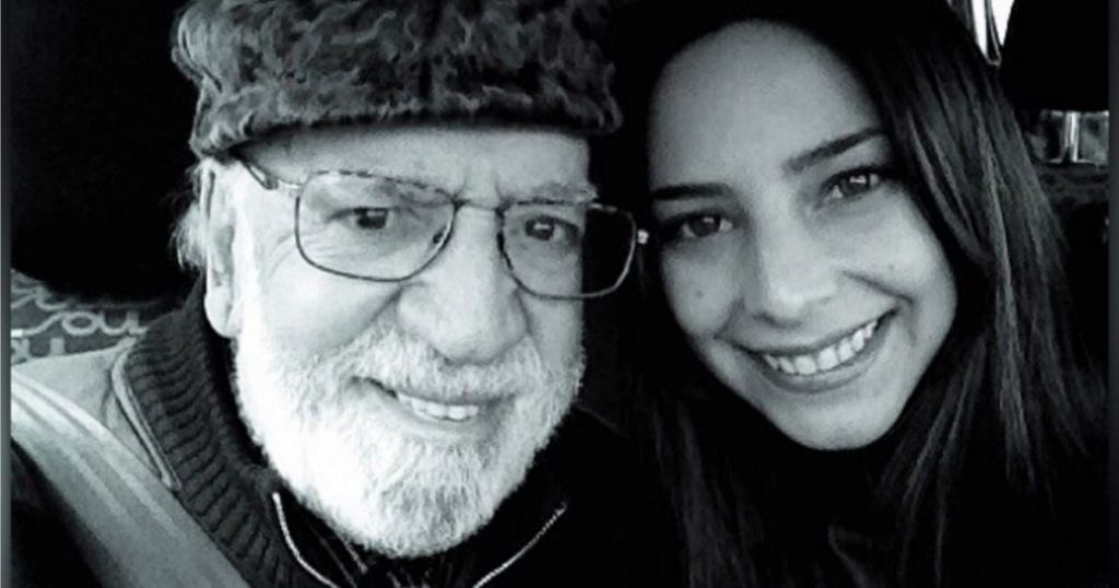 “Descansa en paz”: Daniela Castillo confirmó la muerte de su padre tras lucha contra el Covid-19