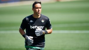 Claudio Bravo sobre su suplencia en Betis: “Algo que llevo haciendo toda la vida no se olvida en dos meses”