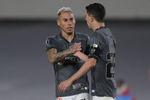 Eduardo Vargas gana duelo de chilenos en Copa Libertadores