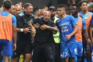 [Video] Incontrolable: Sampaoli se fue a los golpes con hinchas en la Ligue 1