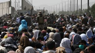 Siete afganos mueren en aeropuerto de Kabul: piden que se prolongue plazo de retirada de tropas estadounidenses