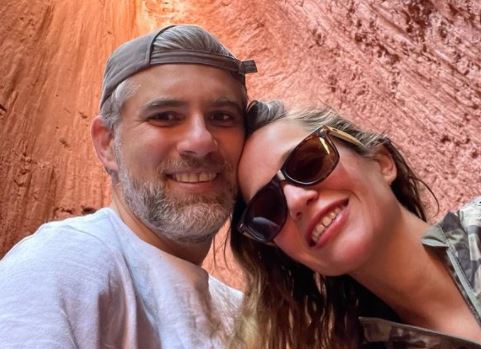 Con ecografía de su bebé, Manuel de Tezanos y su esposa celebraron el Día del Niño
