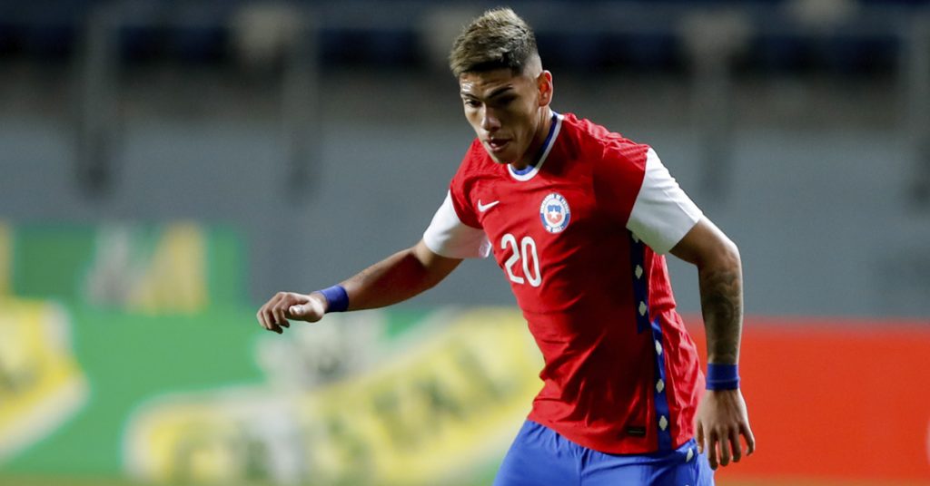 Carlos Palacios y opción en La Roja: “Si me toca estar, voy a dar todo para llegar al Mundial”