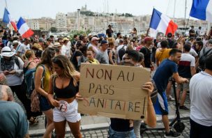 Covid-19: Pese a masivas protestas Francia extenderá la duración del pasaporte sanitario