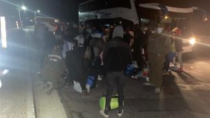 Tráfico de inmigrantes: Conductor de bus ingresó a 57 extranjeros por paso no habilitado