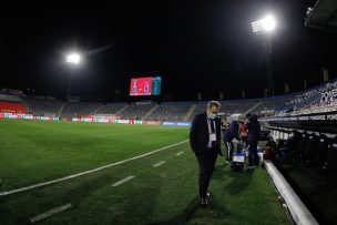 [Video] Cristián Caamaño dispara contra Lasarte: “A otro técnico no se le pasaría por la cabeza no tener un reemplazante natural para Mena”