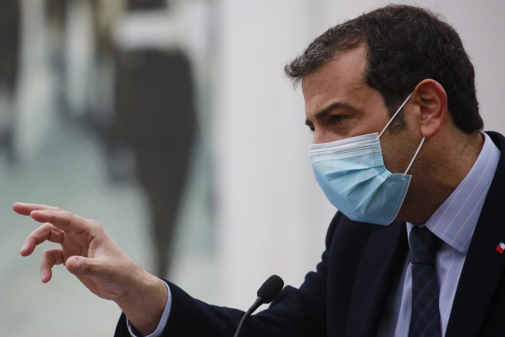 Vicepresidente Rodrigo Delgado calificó de “grave” la detención de tres militares bolivianos en Colchane