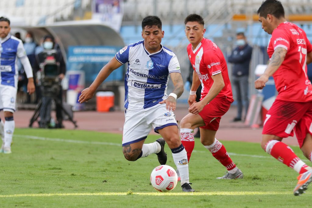 Antofagasta y Curicó reparten puntos en un disputado partido