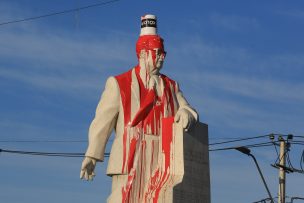 Desconocidos vandalizaron monumento a Salvador Allende en la comuna de San Joaquín