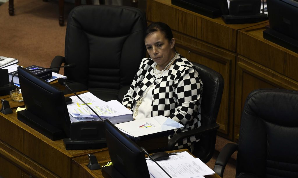 “Enfrentamos una profunda crisis”: Senadora Aravena adelanta respaldo a reposición de voto obligatorio