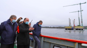 Ministro Moreno en visita al Puente Chacao en Chiloé: 