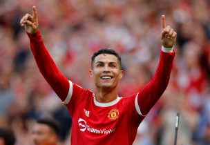 “Tienen que comer, dormir y luchar por el club”: La arenga de Cristiano Ronaldo en su arribo a Manchester