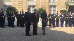 Presidente Piñera arriba a Francia y sostiene reunión con su par Emmanuel Macron