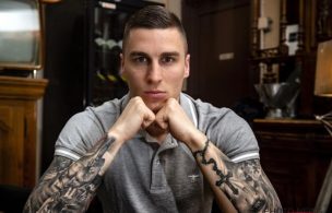 Jugador bosnio fue advertido por la UEFA por polémico tatuaje