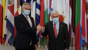 Presidente Piñera sostuvo encuentro con secretario general de la OCDE en París