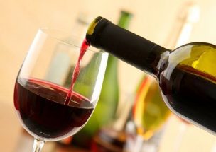 Ley de Alcoholes: multas de hasta 268 millones arriesgan quienes falsifiquen producciones de vinos