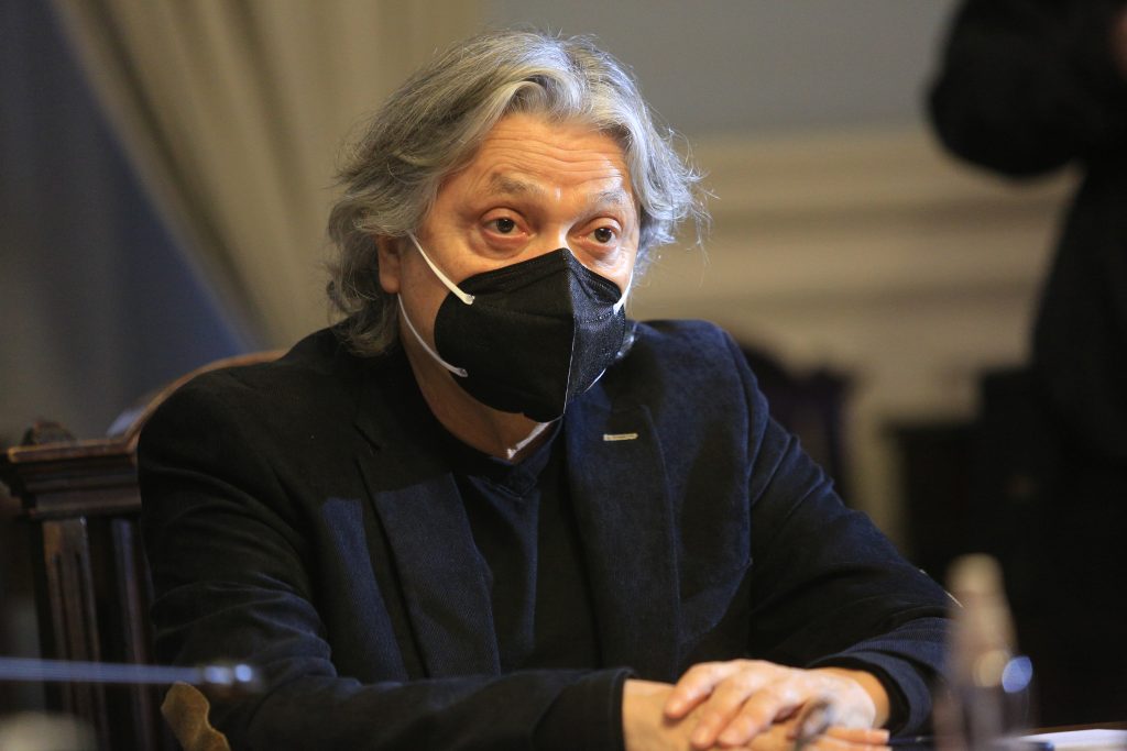 Navarro hace llamado al Gobierno por problemas de conectividad en Isla Santa María: “Cumplirán 10 días en total aislamiento”