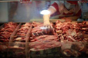 Fuerte alza de 1,2% del IPC de septiembre: carne de vacuno y tomate entre los productos que más subieron de precio