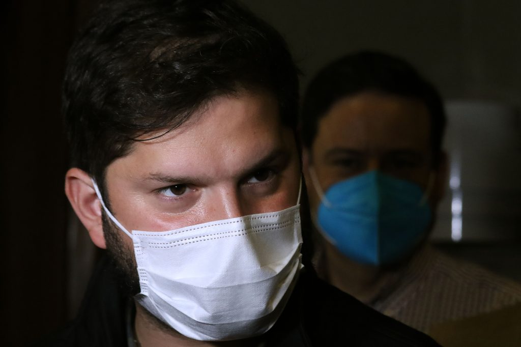 Gabriel Boric por “advertencia” de Jadue: “Lo que corresponde es juntarnos por las convenciones compartidas”