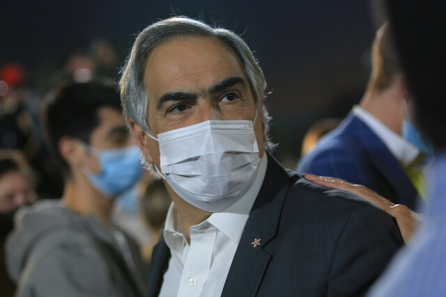 Francisco Chahúan afirma que Karla Rubilar no debe renunciar: “No tiene hechos de carácter delictivo”