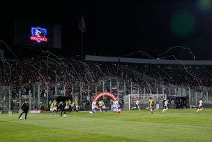 Siguen las malas noticias para Colo Colo: Casa Alba entra en cuarentena por contacto estrecho