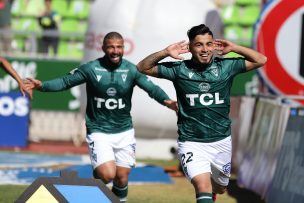 Santiago Wanderers gana el Clásico Porteño y acorta distancia en la parte baja