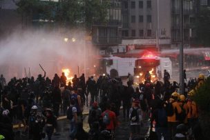 Minuto a minuto | 18-O: Saqueos y barricadas marcan el segundo aniversario del estallido social