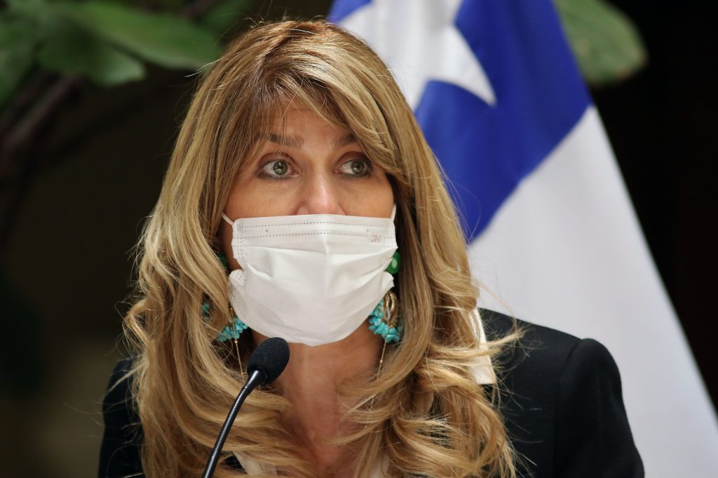 Ximena Rincón por cuarto retiro: “No tiene la mayoría para ser aprobado en particular”
