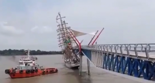 Accidente marítimo en Ecuador: Buque brasileño impacta contra puente peatonal de Guayaquil