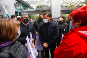 Gabriel Boric se muestra a favor del cierre del comercio a las 19:00 horas