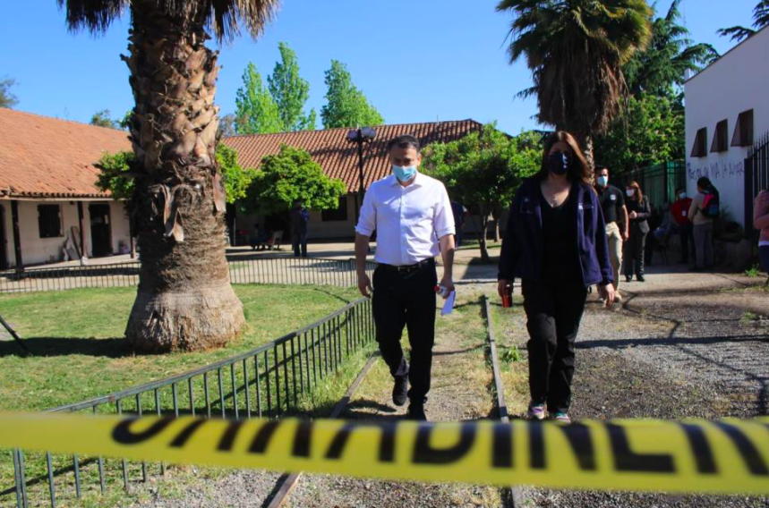 Delegado presidencial de la RM por hechos de violencia durante el 18-O: “Vamos a trabajar a toda máquina para devolverles a los vecinos estos servicios que tanto necesitan”